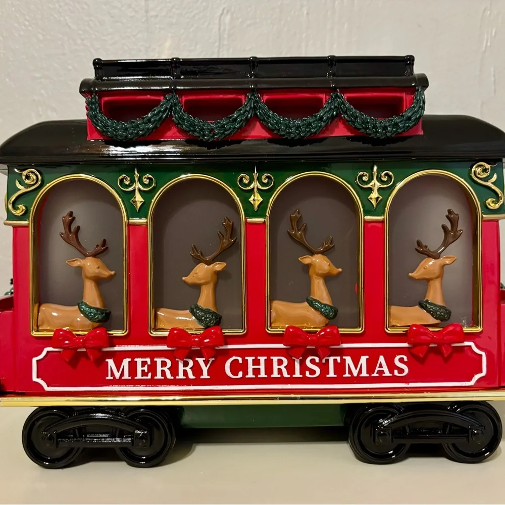 Bath & Body Works Christmas Luminary Train Reindeer Light Up Candle Holder 2025 - Picture 6 of 8